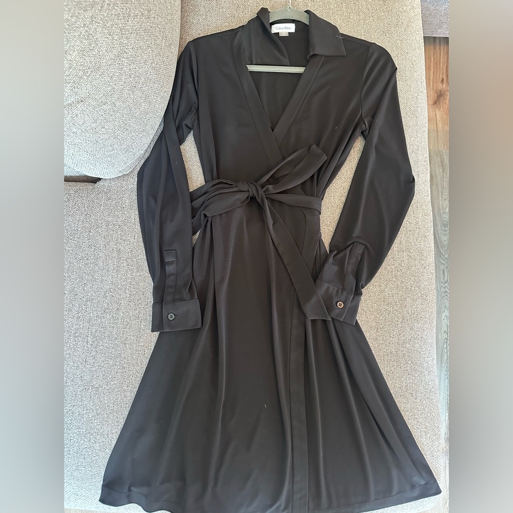 Calvin Klein black long sleeve wrap dress size 6